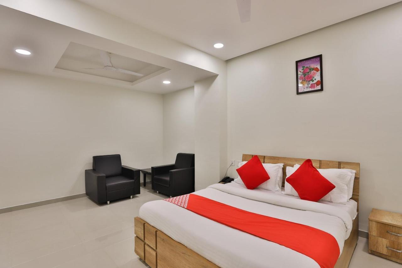 Collection O 12462 Hotel Shiv Inn Γκαντχιναγκάρ Εξωτερικό φωτογραφία